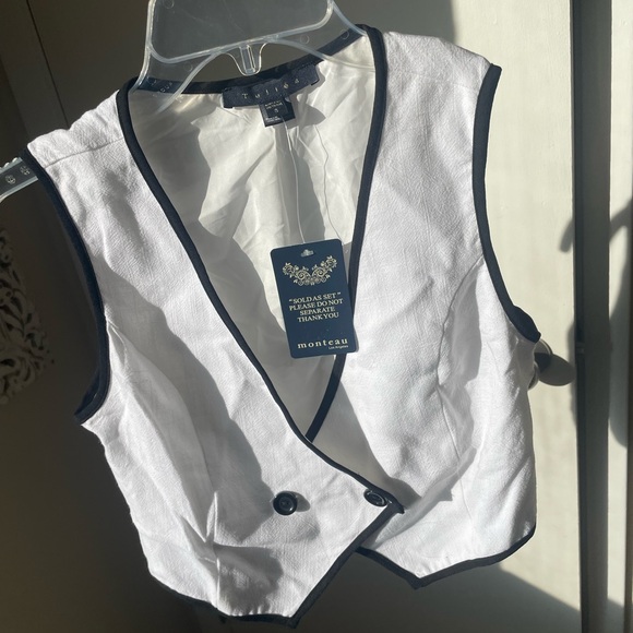 Short & Vest set! - Picture 2 of 6